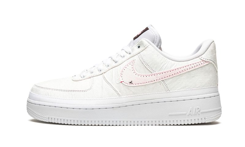 Wmns Air Force 1 '07 PRM "Tear-Away Reveal"